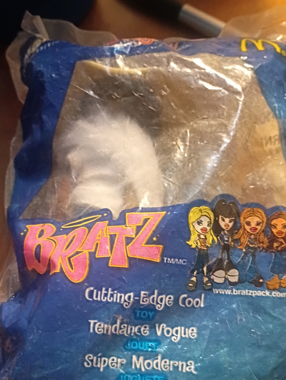 Bratz Cutting-Edge Cool White Plush Toy - Bratz Brand